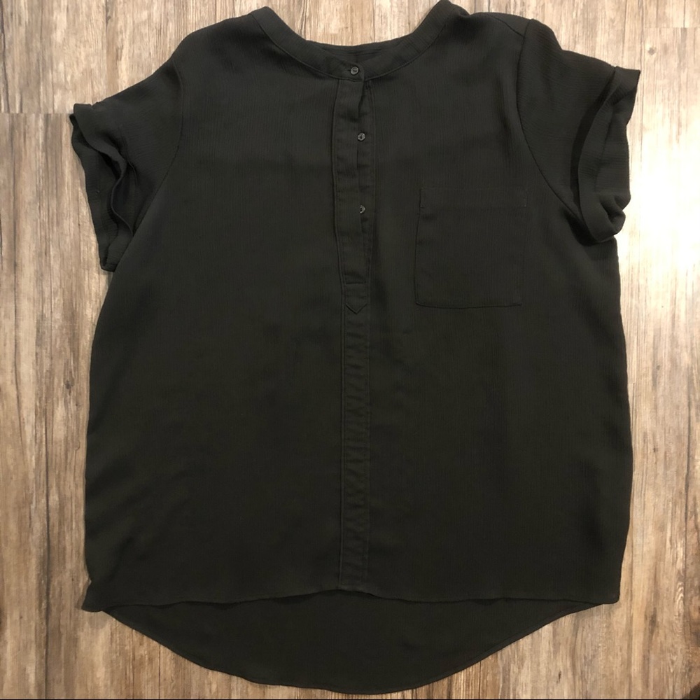 Simply Vera by Vera Wang Flowy Blouse